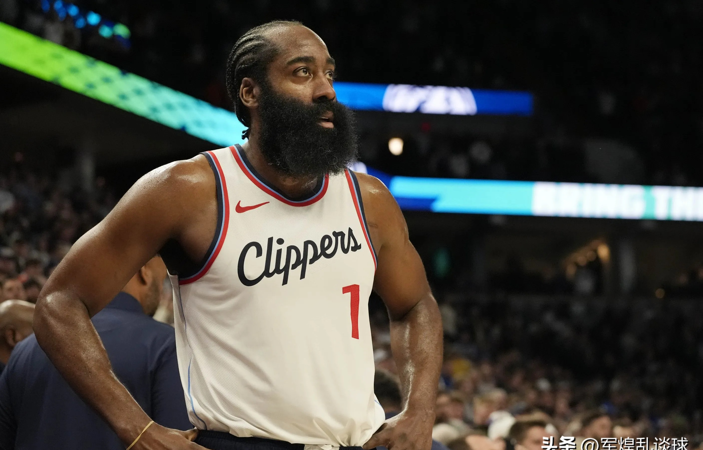 开云-包含塞尔维亚队不断突破！，哈登连续二十场比赛得分超过重返赛场气势如虹延续的词条