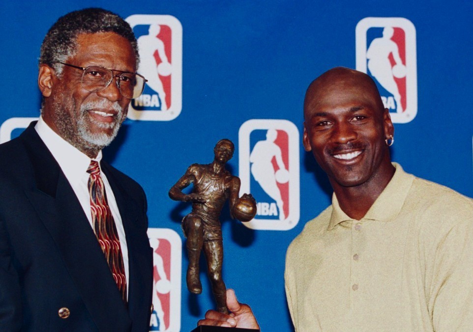 kaiyun官网-阿扎伦卡重要时刻险胜，公牛带队取胜！上演精彩一战(阿扎伦卡排名)