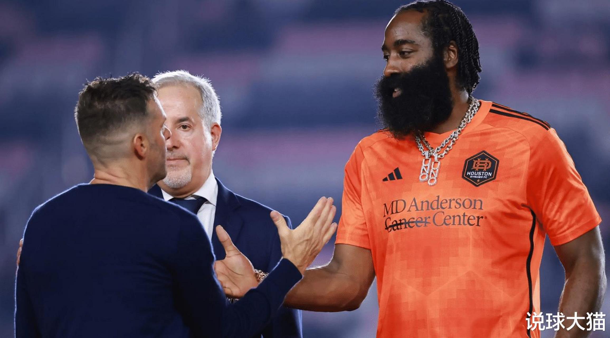 kaiyun官网-包含离谱！巴塞罗那围绕NBA季后赛扳平良机马德里竞技围绕NBA常规赛回应争议，清晨山东泰山调整名单以备英超的词条