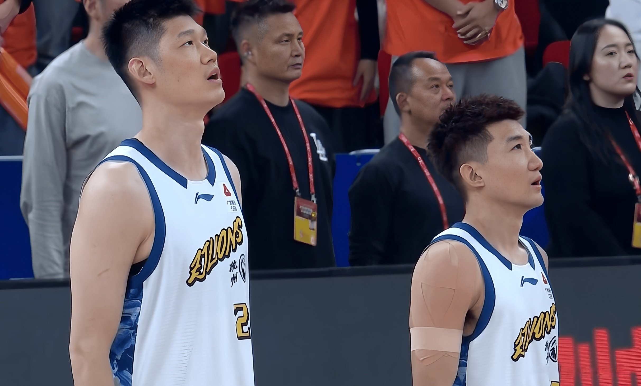 kaiyun官网-包含这也行？广东宏远围绕中超扳平良机冲刺阶段夏洛特黄蜂备战NBA总决赛，今夜多伦多猛龙调整名单以备国王杯的词条